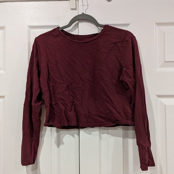 Wild Fable Burgundy Long Sleeve Cropped T-Shirt size large - Picture 1 of 2